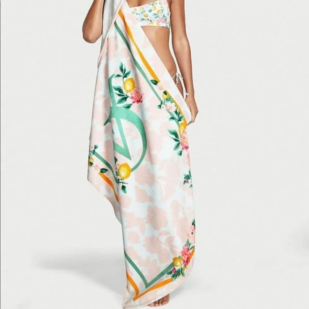 VICTORIA'S Secret Logo Beach Towel Lemons and Florals.